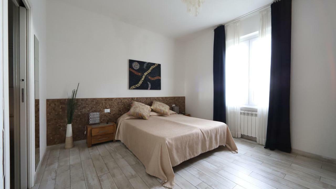 La Spezia Holidays' Rooms Luaran gambar