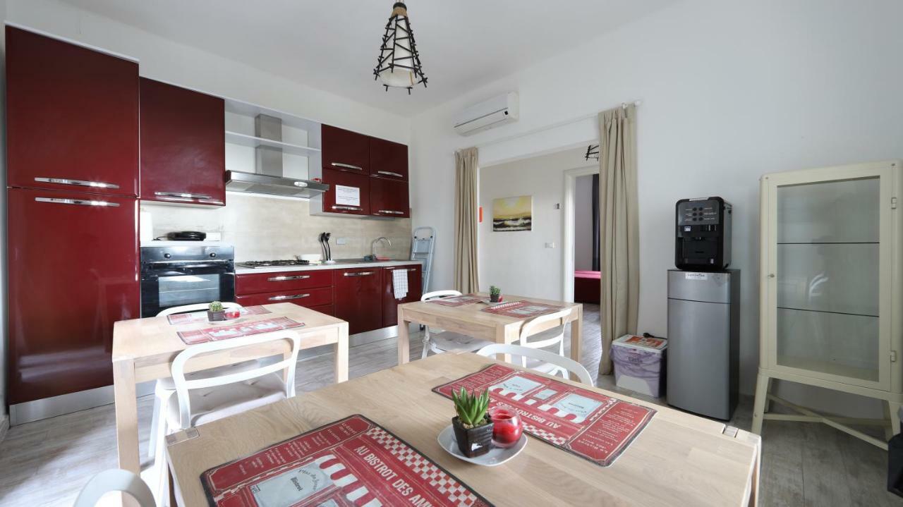 La Spezia Holidays' Rooms Luaran gambar